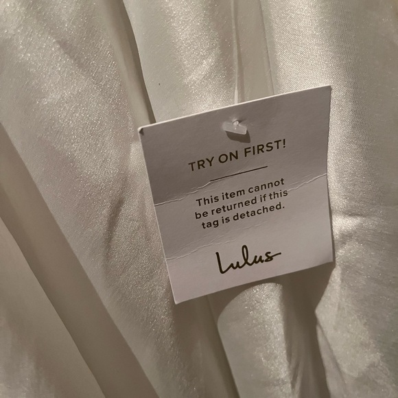 NWT Lulu's White Bow-Accent Wedding White Party Photo Op Lined Gown Dress Small - Picture 6 of 7